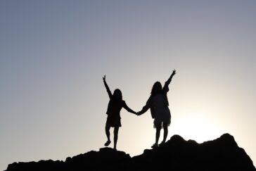 رواية يارا وعمر وماهر(كاملة جميع الفصول)بقلم رهف